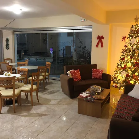 شقة Ξενώνας Elanthi Kastoria كاستوريا